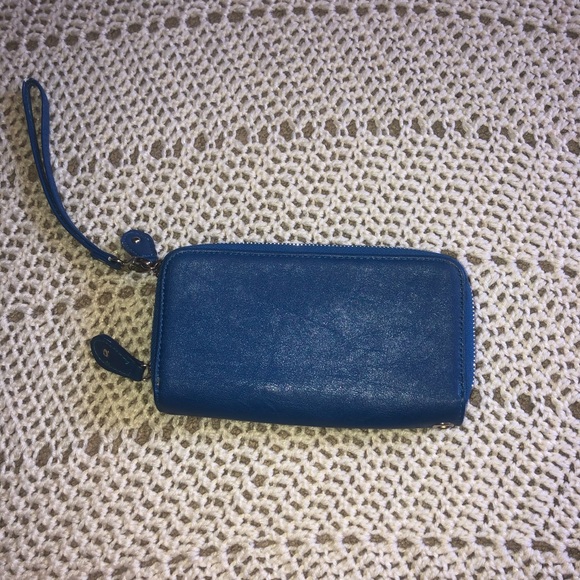 Blue Coach wallet wristlet - Picture 4 of 4